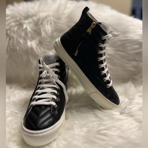 LOUIS VUITTON stellar high top sneakers - Picture 6 of 6